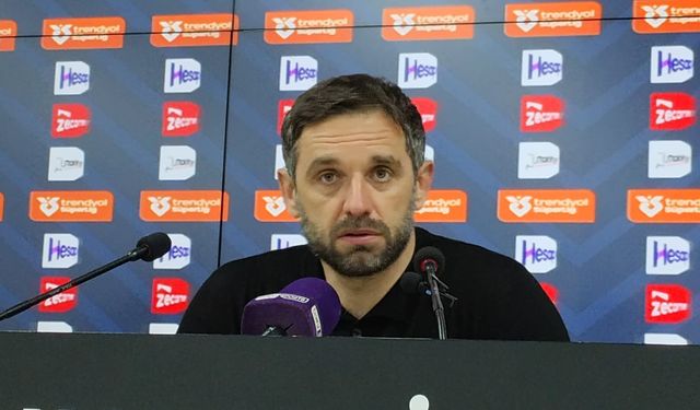 Kayserispor'da Djalovic'den istifa sorusuna 'Ben sıkı çalışmaya devam ediyorum' yanıtı