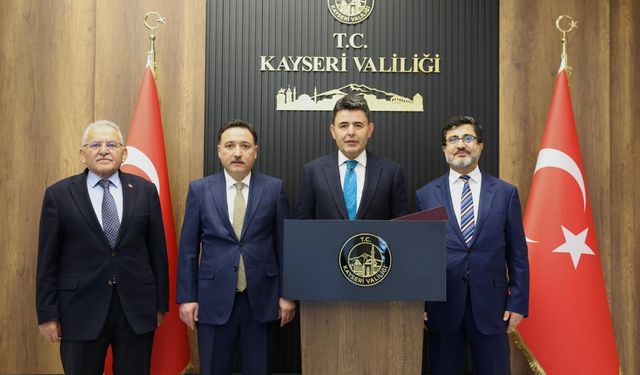 Ulaştırma ve Altyapı Bakan Yardımcısı Boyraz’dan Vali Çiçek’e ziyaret