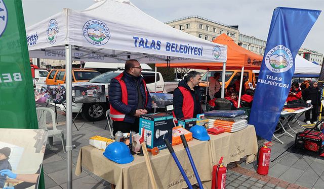 DEPREME KARŞI BİLİNÇ TALAS’TAN MEYDANA TAŞINDI
