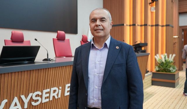 CHP’li Özer: “Belediye şirket zararlarını Kayseri halkı ödemeye mahkum”