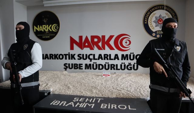 Kayseri'de 1 milyon 260 bin adet uyuşturucu hap ele geçirildi