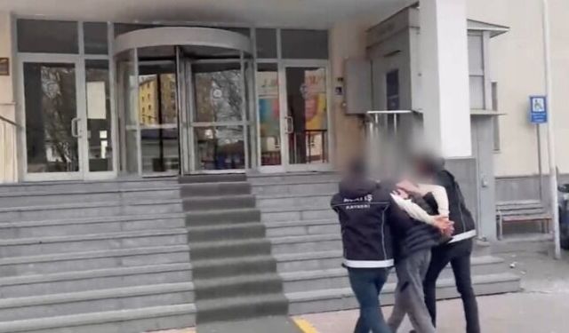 Hırsızlık suçundan 19 yıl hapis cezası ile aranan firari yakalandı