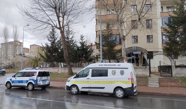 Kayseri'de evinde ölü bulundu