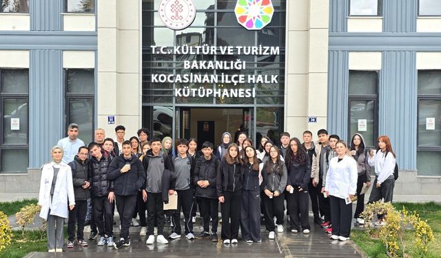 Kocasinan'da gençlere yönelik kitap tahlil etkinliği düzenlendi