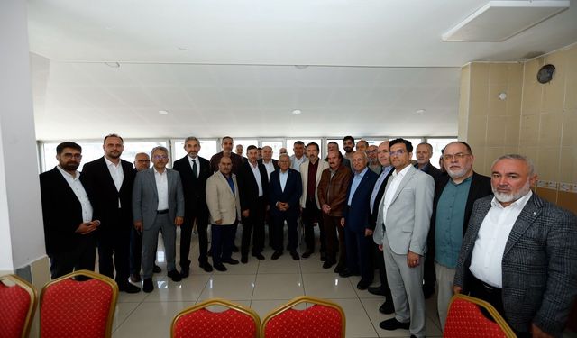 Başkan Büyükkılıç, Gönüllü Kültür Kuruluşları Temsilcileri ile Bayramlaştı