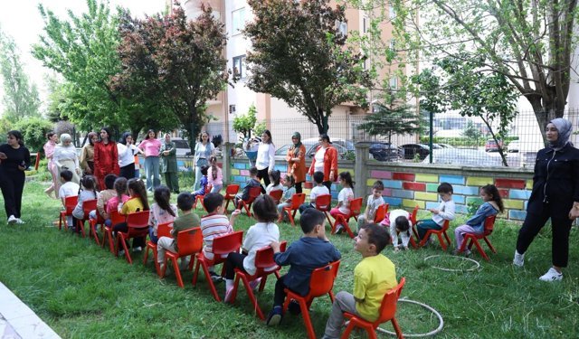 Büyükşehir ile Çocuk Bakım Elemanı Kursiyerleri Sahada Deneyim Kazanıyor