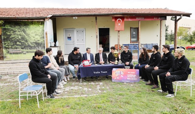 Rektör Prof. Dr. Altun Öğrenci Ziyaretlerini Sürdürüyor