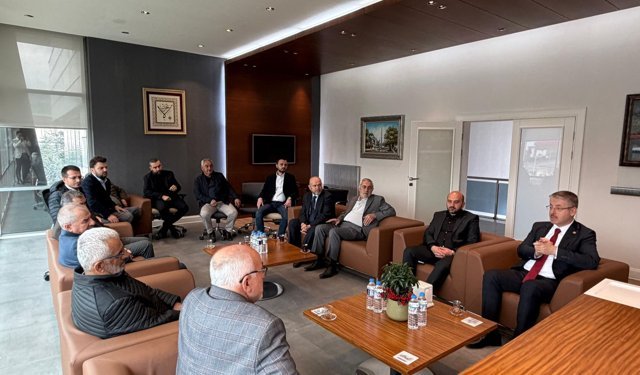 AK Parti’li Çopuroğlu Sanayicilerle Bir Araya Geldi