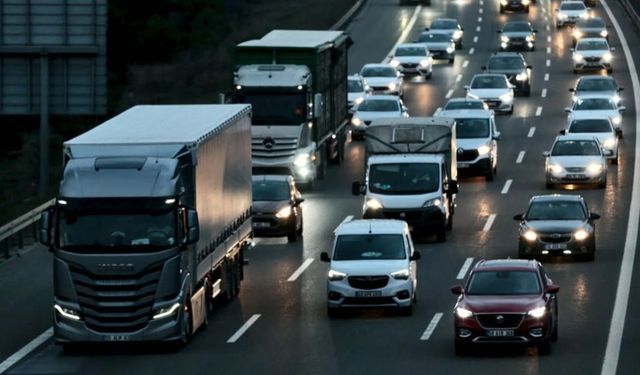 Kayseri'de Trafiğe Kayıtlı Araç Sayısı 528 Bin 841 Oldu