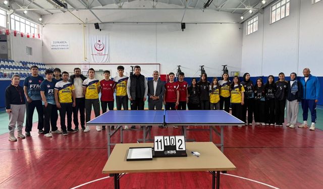 Tomarza’da 19 Mayıs Masa Tenisi Turnuvası Tamamlandı