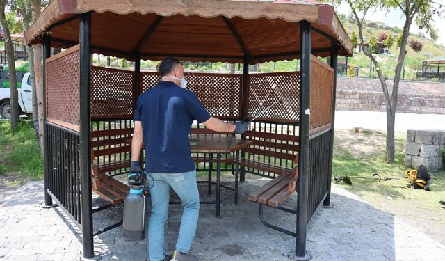 İncesu Marina’da Kamp Karavan Festivali Öncesi Kene ve Haşere İlaçlaması