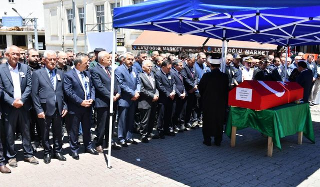 Vali Yardımcısı Şenol Esmer Son Yolcuğuna Uğurlandı