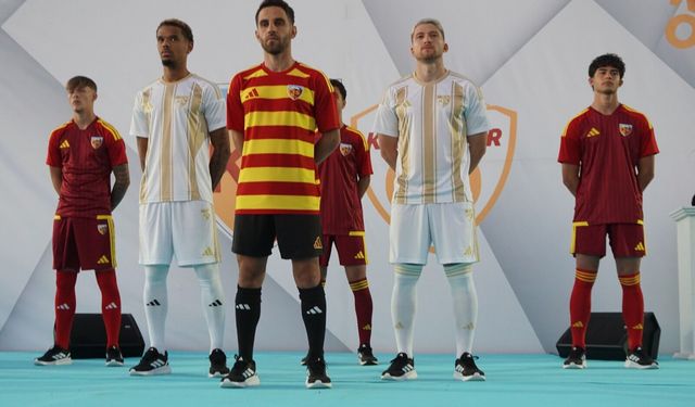 Kayserispor’un Yeni Sezon Giyeceği Formalar Tanıtıldı