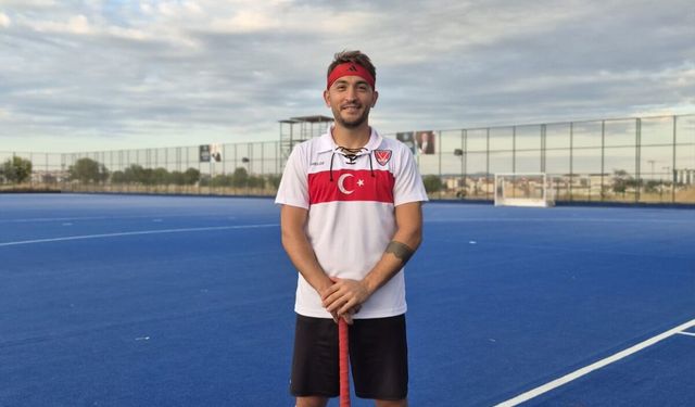 ERVA Spor Okulları Hokey Antrenörü Avrupa Yolunda