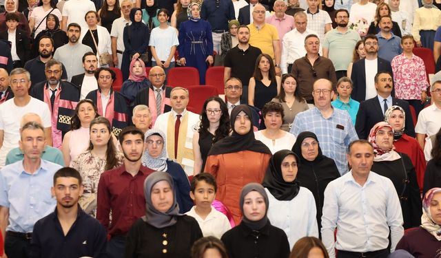 ERÜ Mühendislik Fakültesi Yeni Dönem Mezunlarını Verdi