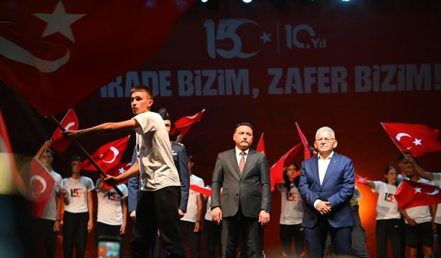 Vali Gökmen Çiçek: ‘’Siz Bu Meydandan Türkiye'ye Nefes Verdiniz’’