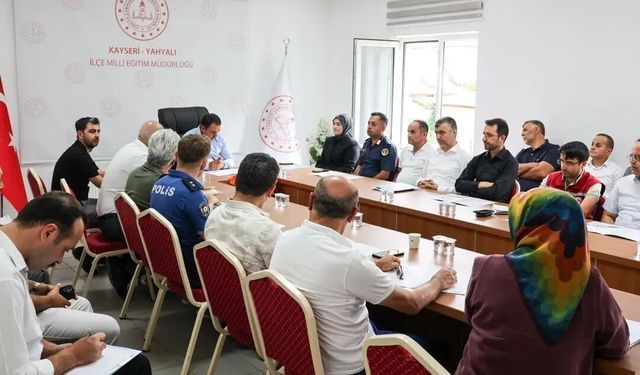 Yahyalı'nda Hayat Boyu Öğrenme Komisyonu Toplandı