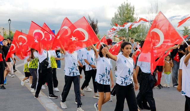 Kayseri’de Yaz Spor Okulları Sertifika Heyecanıyla Sona Erdi
