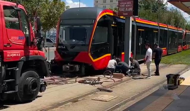 Kayseri’de Tramvayın Altında Kalan Genç Kadın Hayatını Kaybetti