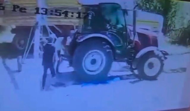 Traktörün Geri Manevrasında 1 Kişi Yaralandı