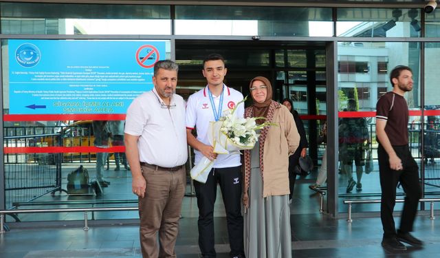 Avrupa 2’ncisi Bahadır Beydüz, Kayseri’de Karşılandı