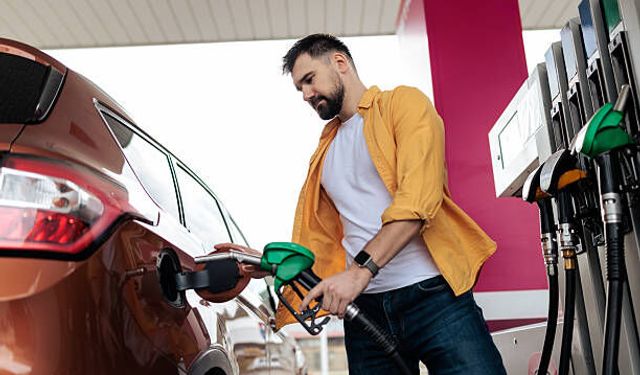 Benzine 2,74 Lira Zam Bekleniyor