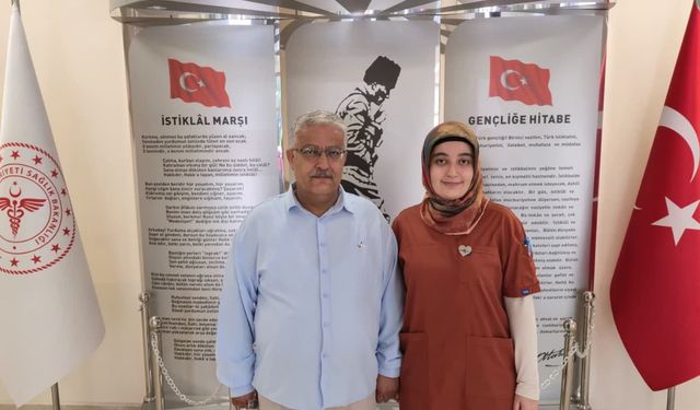 Babalarının Görev Yaptığı Hastanede Hekim Olarak Göreve Başladılar
