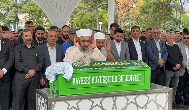 Hacılar’da Taşın Çarptığı 3 Yaşındaki Kağan Toprağa Verildi