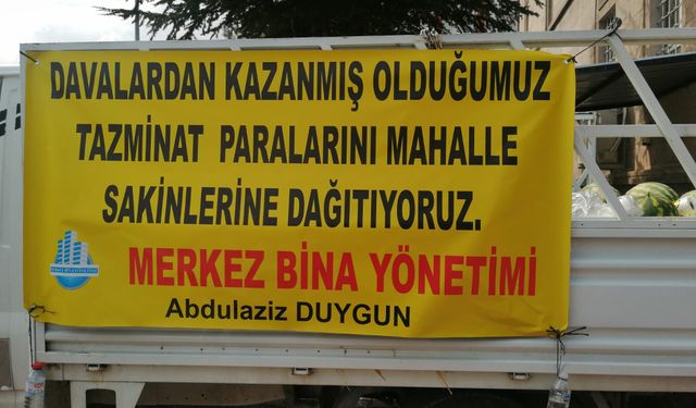 Bina Yönetim Sahibi, Kazandığı Tazminatla Vatandaşlara Karpuz Dağıttı