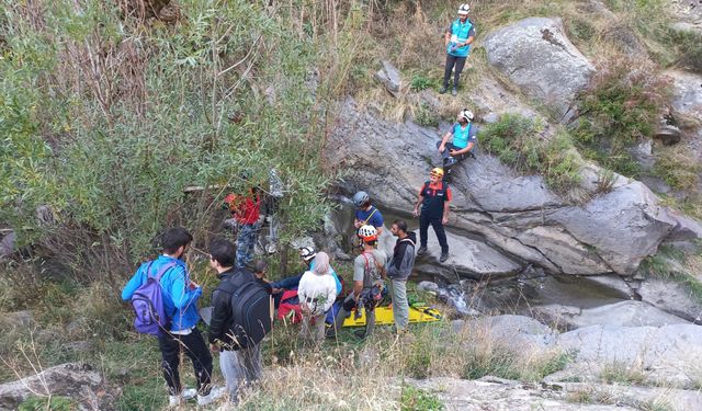Kırlangıç Vadisi’nde Mahsur Kaldı, 2,5 Saat Sonra Kurtarıldı