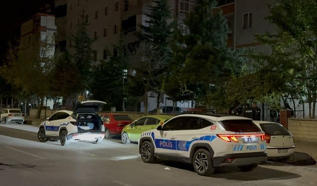 Kayseri’de Babasını Bıçaklayarak Öldürüp, İntihara Kalkıştı