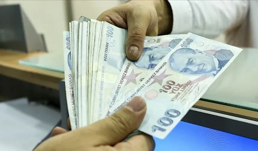 Çalışan Emekliye İkramiye İçin Tarih Verildi