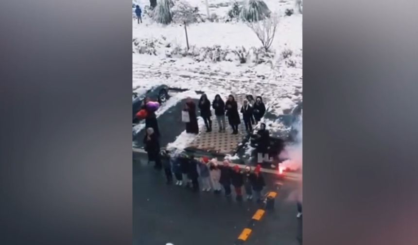 Vali Çiçek, “Ülkemizin Mehtap öğretmenlere ihtiyacı var”