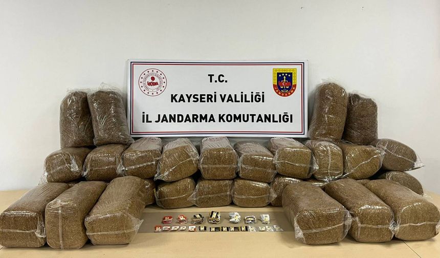 183 kilogram faturasız ve bandrolsüz kıyılmış tütün ele geçirildi