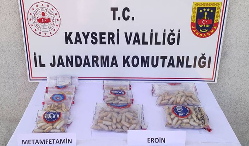İran uyruklu 3 şüphelinin midesinden çıkanlar şok etti