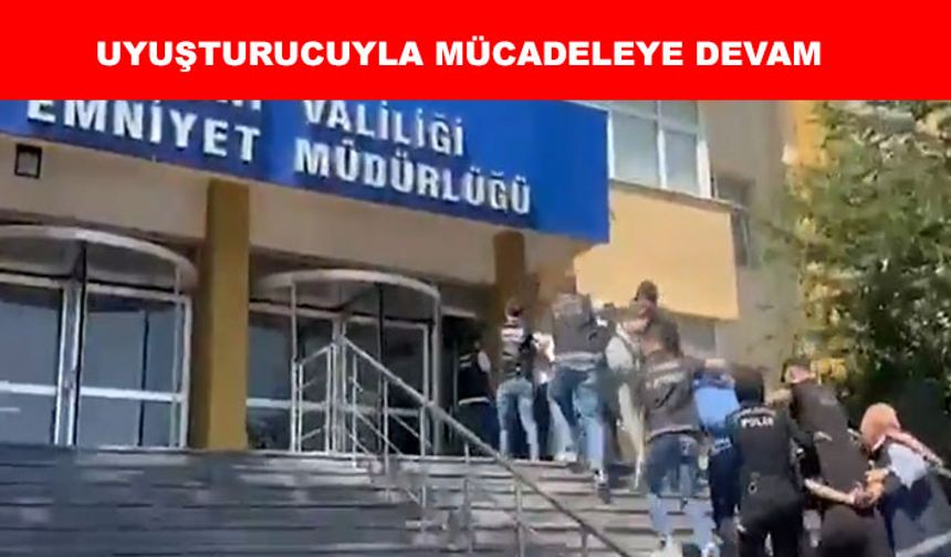 Polis ekipleri, 5 kilogram 179,07 gram narkotik madde ele geçirdi