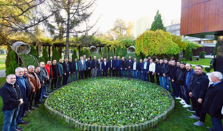 Esnaf Dostu Başkan Büyükkılıç'a Yeraltı Çarşısı Derneğinden Teşekkür