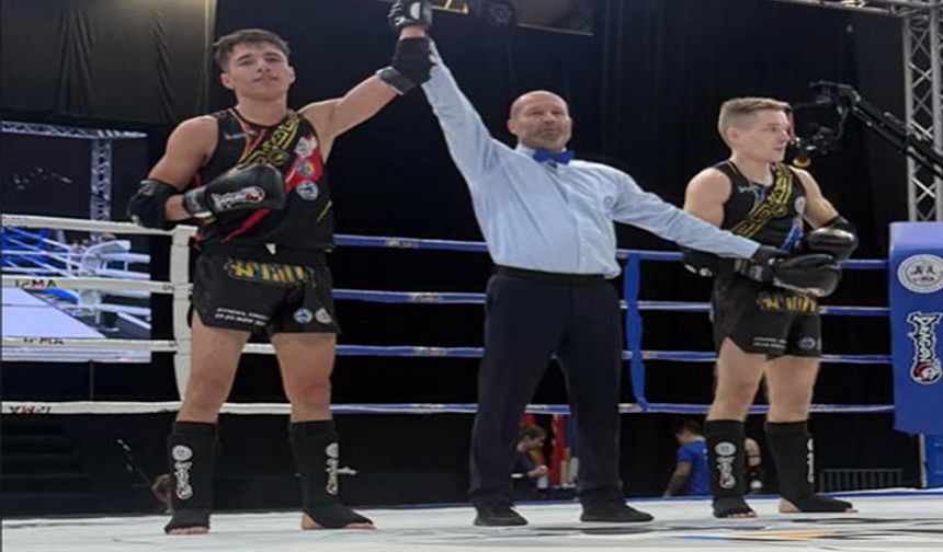 Kayserili muaythai sporcusu Utku Mete, Yunanistan’da altın madalya kazandı