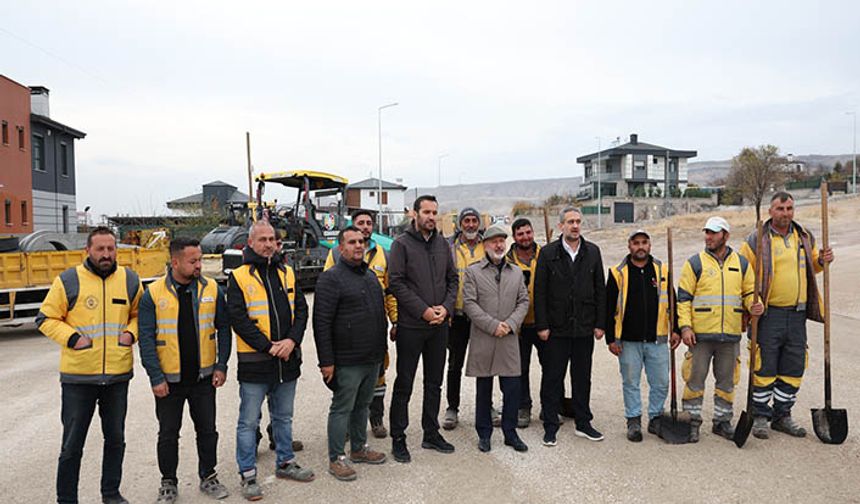 Başkan Çolakbayraktar General Emir mahallesi'ndeki çalışmaları inceledi