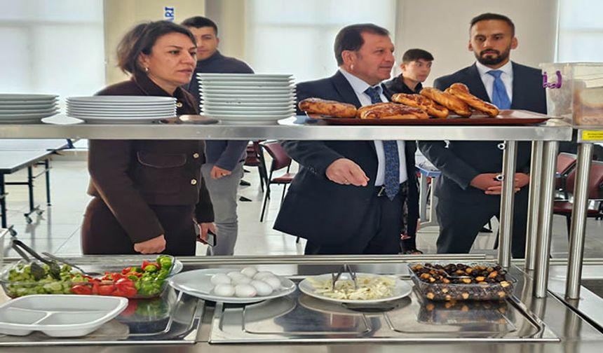 Kabakcı’dan yurt incelemeleri: “Gençlerimizin yanında olmaya devam edeceğiz”