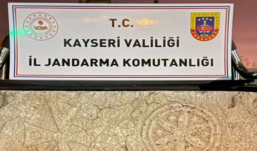 Yahyalı’da tarihi eser operasyonu: 6’ncı yüzyıla ait arsitravi bulundu