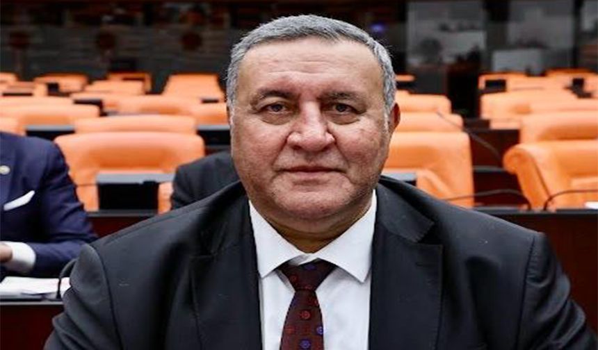 Gürer: “İhracat yerinde saydı, ithalat %21 arttı”
