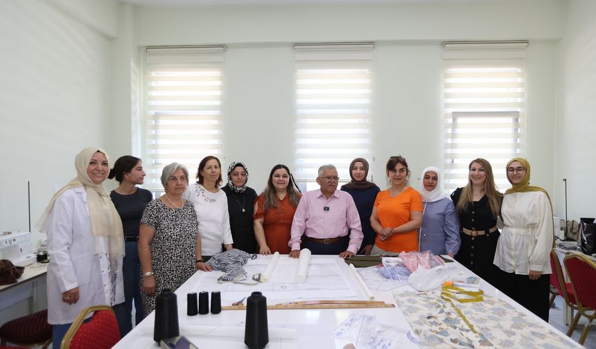 Kayseri'nin 6'ncı Üniversitesi KAYMEK'ten 2025'te 335 Bin Vatandaşa Hizmet