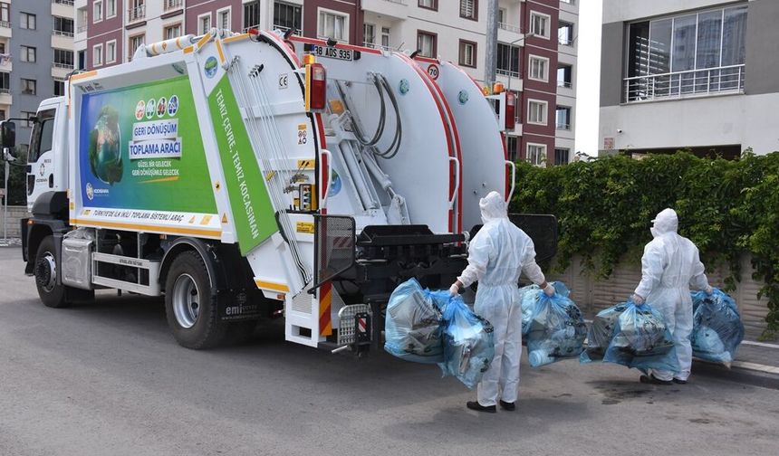 KOCASİNAN, ATIKLARI KAYNAĞINDA AYRIŞTIRARAK GELECEĞE BÜYÜK KATKI  SAĞLIYOR
