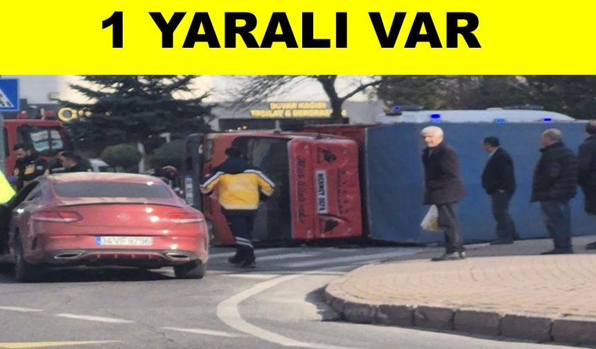 Kamyonet ile otomobil çarpıştı