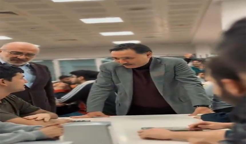 Vali Gökmen Çiçek, sahurda öğrencilerle bir araya geldi