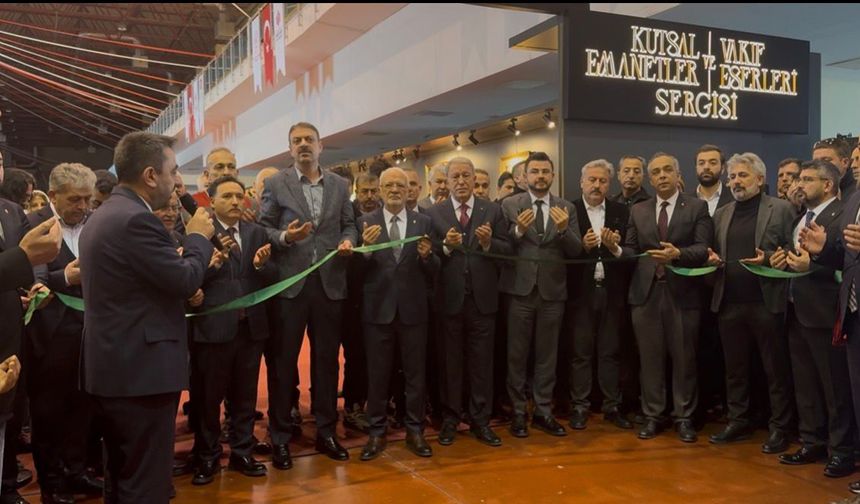 Kayseri’de “Kutsal Emanetler ve Vakıf Eserleri Sergisi” açıldı