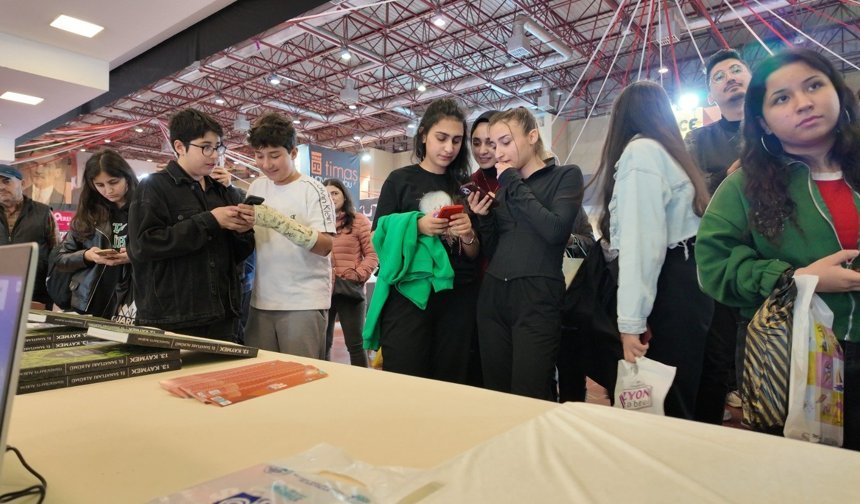 Büyükşehir’in ‘Kültür Standı’, 8. Kayseri Kitap Fuarı’na Renk Katıyor