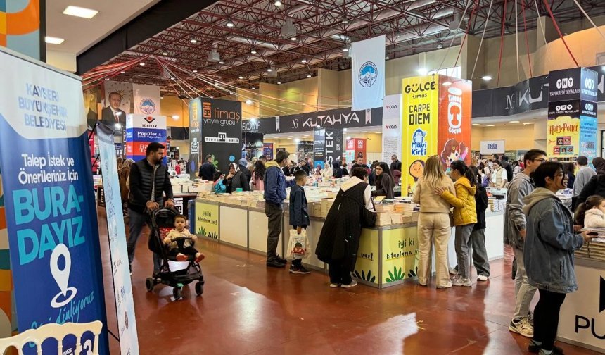 Kayseri Kitap Fuarı’nda Çocukların Keyfi Yerinde