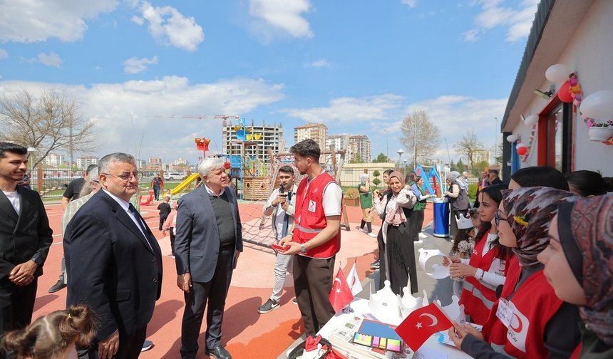 Çocuk Kütüphanesi’nde “Kayseri Kent Konseyi 23 Nisan” Etkinliği